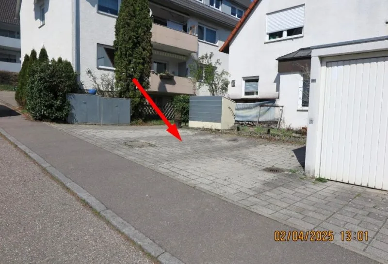 Reihenmittelhaus, Pkw-Garage und Pkw-Stellplatz im Freien in Weissach — Bild 3