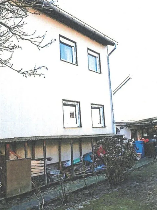 Einfamilienhaus mit Garagen in Bad Friedrichshall — Bild 2