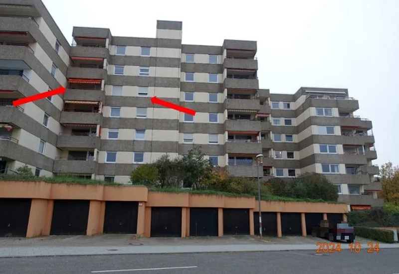 4-Zimmer-Wohnung und Sondernutzungsrecht Tiefgaragenstellplatz in Stuttgart — Bild 2