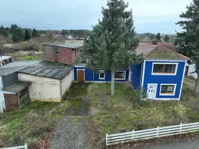 Ferienwohnhaus, Bungalow und Nebengebäude in Ueckermünde OT Bellin