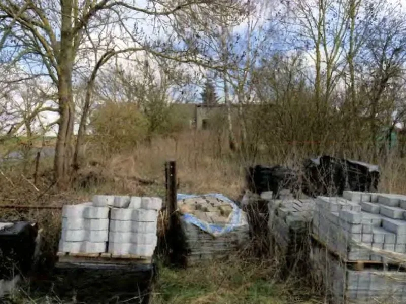 Reihenendhaus mit Nebengebäude in Ramin — Bild 2