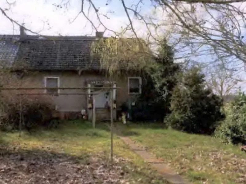 Reihenendhaus mit Nebengebäude in Ramin — Bild 3