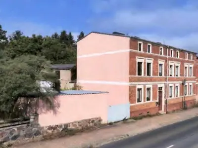 Wohnhaus mit Nebengebäude in Strasburg (Uckermark)