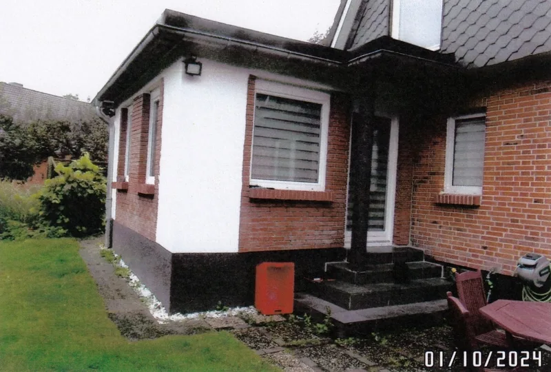 Ein-/Zweifamilienhaus mit Doppelgarage in Lübeck OT Steinrade — Bild 2