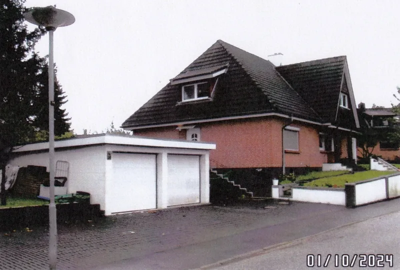 Ein-/Zweifamilienhaus mit Doppelgarage in Lübeck OT Steinrade — Bild 3