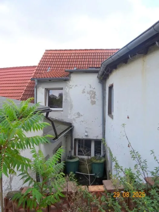 Einfamilienhaus (Mittelhaus) in Hettstedt OT Molmeck
