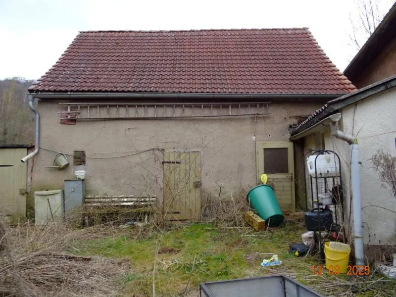 Einfamilienhaus mit Nebengelassen in Mansfeld OT Möllendorf — Bild 3