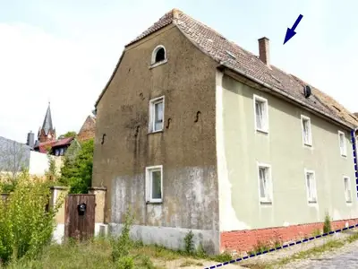 Einfamilien-Doppelhaushälfte mit Nebengelassen in Eisleben OT Rothenschirmbach