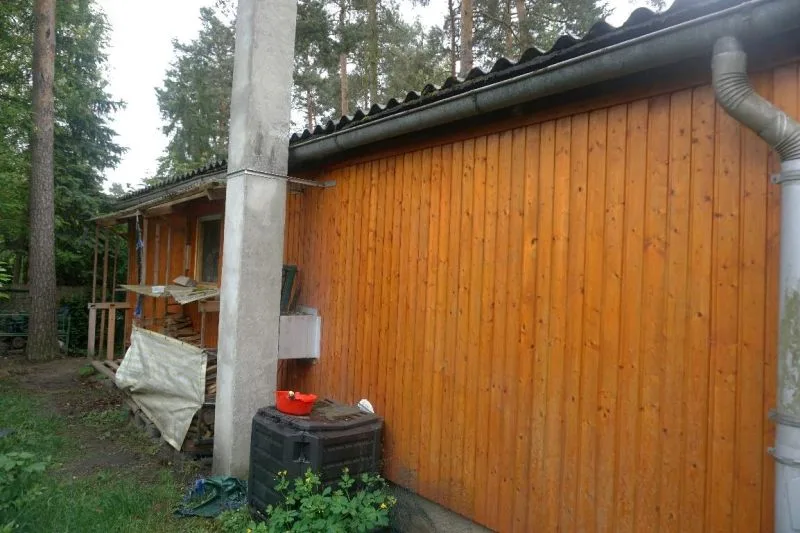 Wochenendhaus mit separater Parkplatzfläche in Klein Döbbern