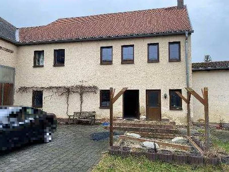 Dreiseitenhof in Osterfeld — Bild 3