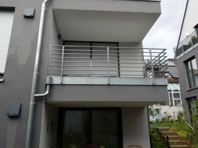3-Zimmer-Wohnung und 2 Tiefgaragen-Pkw-Stellplätze in Magstadt