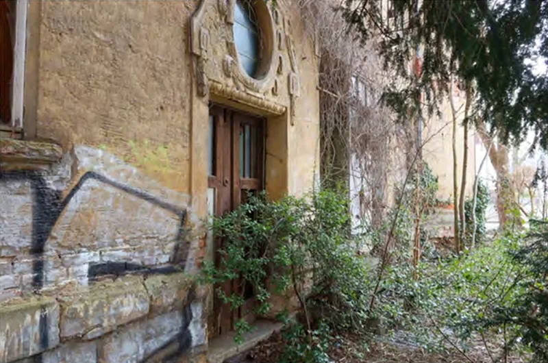 Unsaniertes Wohn-/Geschäftshaus in Zeitz — Bild 2