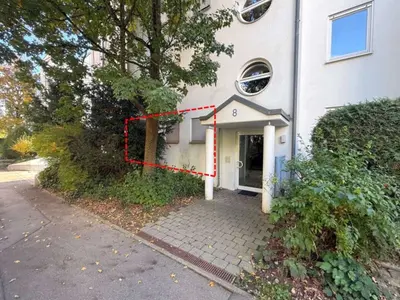 1+1/2-Zimmer-Wohnung und Tiefgaragenstellplatz in Stuttgart