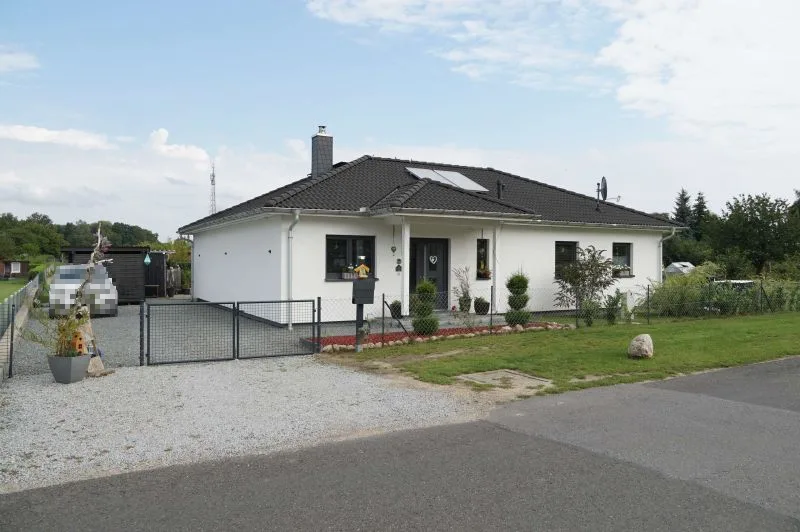 Einfamilienwohnhaus in Peenehagen OT Alt Schönau — Bild 3