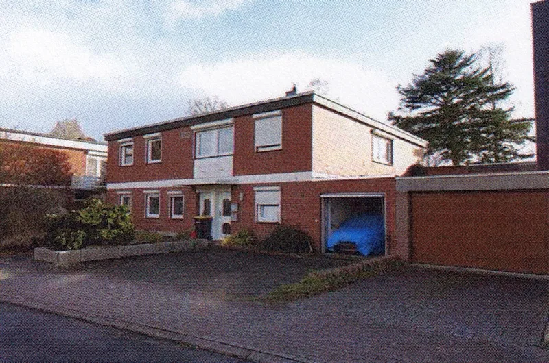 Einfamilienhaus mit Einliegerwohnung und Garage in Elmshorn — Bild 3