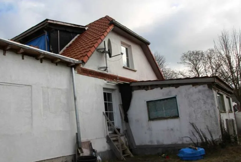 Teilmodernisiertes Einfamilienhaus mit Nebenanlagen in Alt Bukow OT Bantow — Bild 3