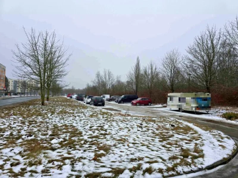 Private Verkehrsfläche (Stellplätze, Großparkplatz) in Rostock