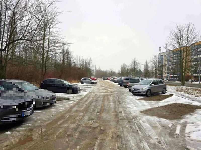 Private Verkehrsfläche (Stellplätze, Großparkplatz) in Rostock — Bild 2
