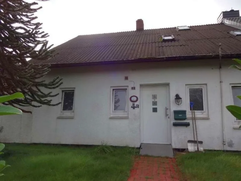 Doppelhaushälfte nebst Garage in Bergenhusen — Bild 3