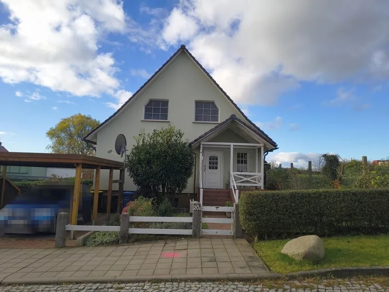 Wohnhaus mit Carport in Bergen auf Rügen — Bild 3