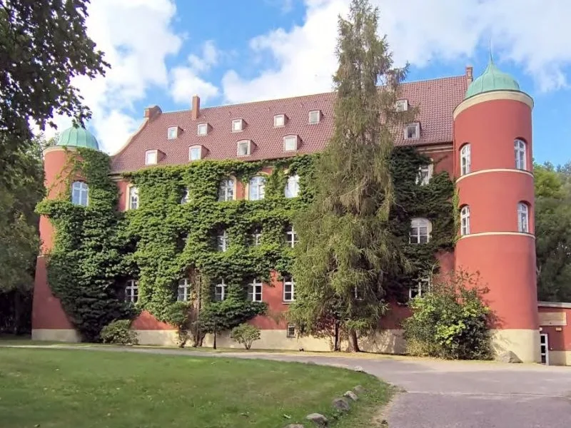 Schloss Spyker in Glowe OT Spyker — Bild 2