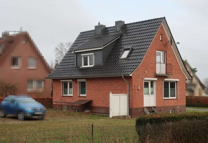Wohnhaus mit 2 Wohneinheiten in Elmenhorst — Bild 3