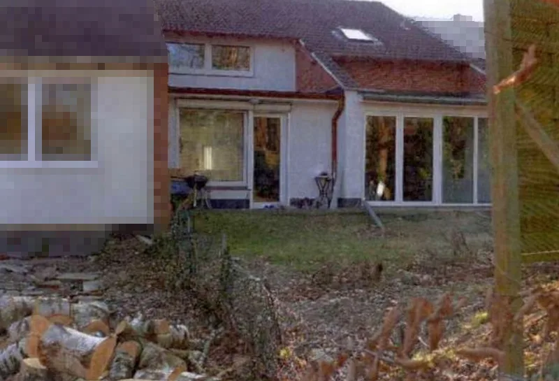 Mittelreihenhaus und Garage in Wedel — Bild 2