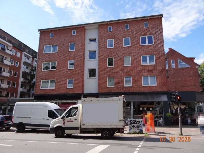 Grundstück, belastet mit Erbbaurecht (Mehrfamilienhaus) in Hamburg