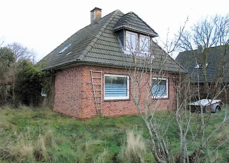 Einfamilienhaus nebst Doppelcarport und Schuppen in Klanxbüll — Bild 2