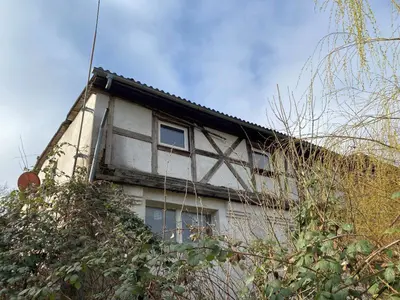 Baufällige Wohnhaushälfte in Angermünde OT Neukünkendorf