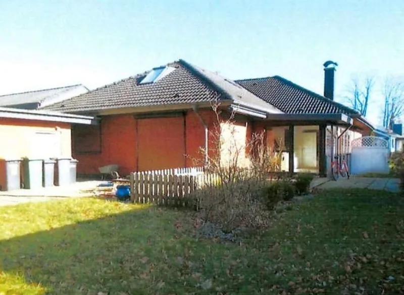 Einfamilienhaus mit Nebengebäude in Leck — Bild 2