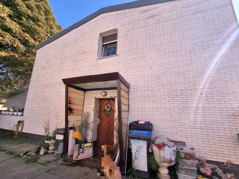 Wohnhaus mit Garage und Nebengelass in Oranienburg OT Schmachtenhagen — Bild 3