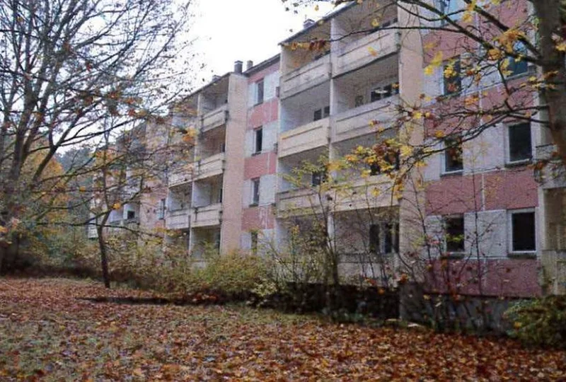 Unsaniertes Mehrfamilienhaus in Plattenburg OT Glöwen — Bild 2