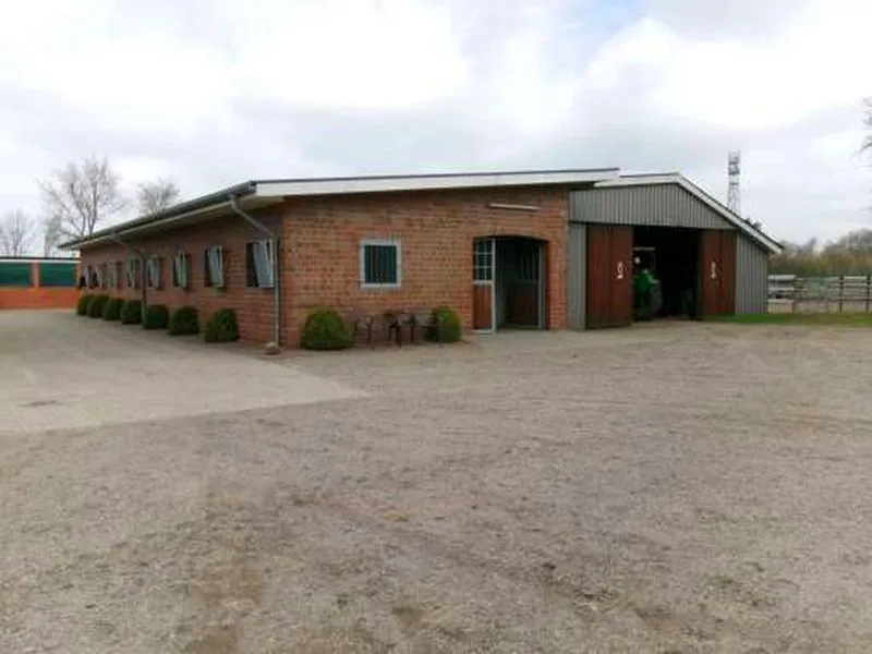Wohnhaus und Stallgebäude in Klixbüll — Bild 3