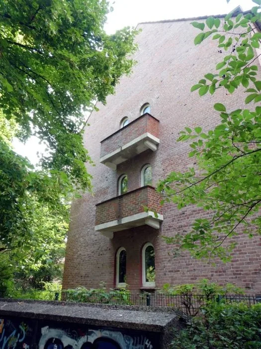 Mehrfamilienwohnhaus in Hamburg — Bild 2