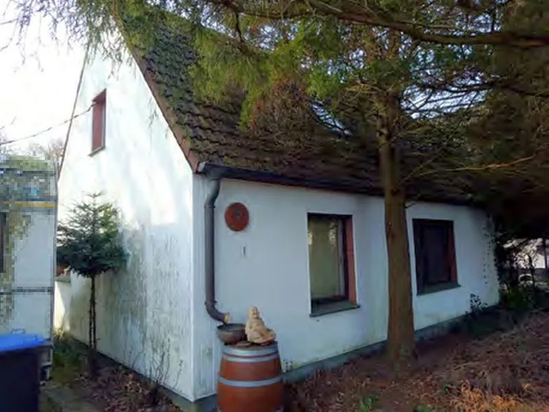 Erbbaurecht (Einfamilienwohnhaus mit Nebengebäuden) in Hamburg — Bild 3