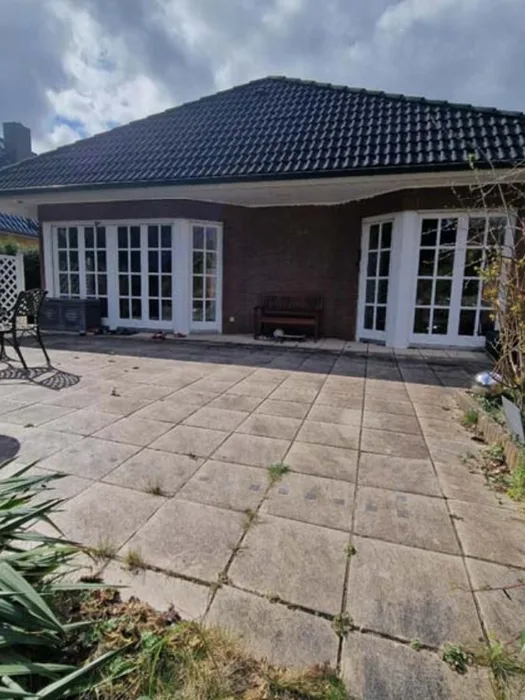 Freistehendes Einfamilienhaus mit Kellergarage in Hamburg — Bild 2