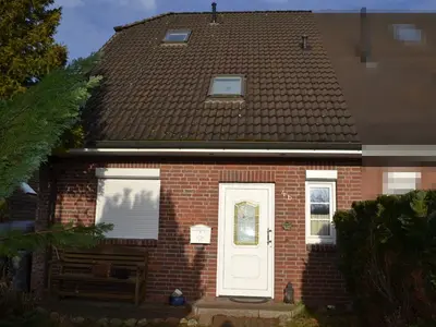 Wohnungseigentum (Einfamiliendoppelhaushälfte) in Stolpe