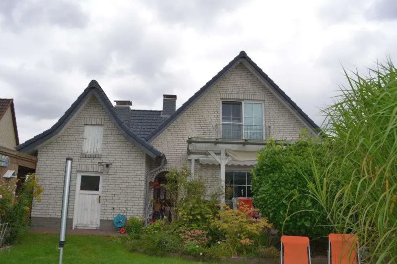 Einfamilienwohnhaus mit Carport in Preetz
