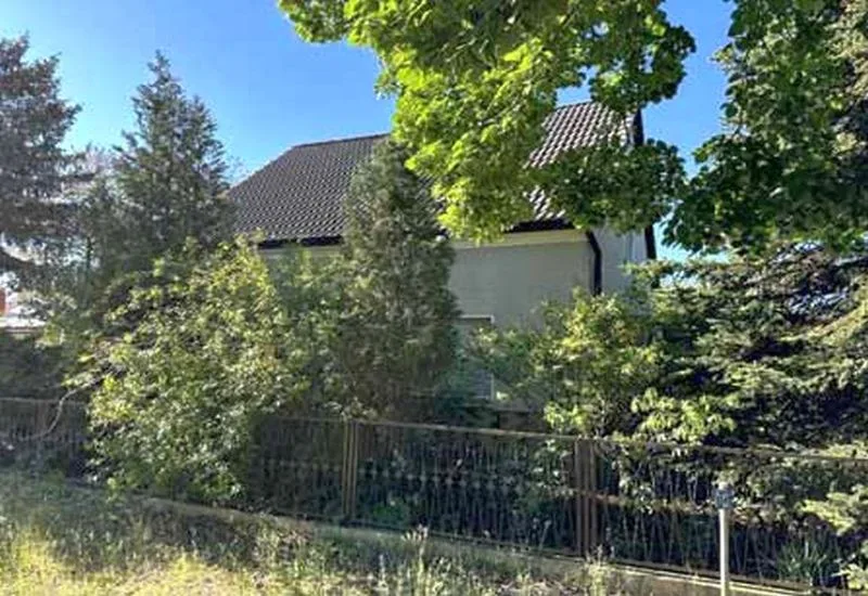 Einfamilienhaus mit Nebengebäude in Königs Wusterhausen OT Wernsdorf — Bild 2