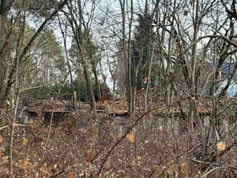 Bungalowruine in Königs Wusterhausen OT Zeesen