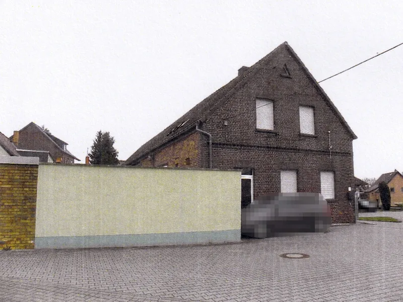Wohnhaus mit Anbauten und baulichen Außen-/Nebenanlagen in Muldestausee OT Pouch — Bild 3