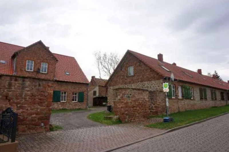 Zwei Mehrfamilienhäuser in Hohe Börde OT Schackensleben (Klein Santersleben) — Bild 2