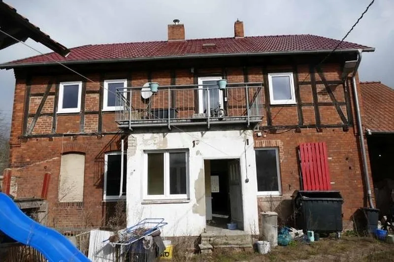 Einfamilienhaus, unbebautes Grundstück und Grünland in Oebisfelde — Bild 2
