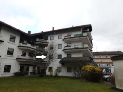 Eigentumswohnung (3 bis 4 Zimmer), Kfz-Stellplatz (Tiefgarage) in Sonthofen