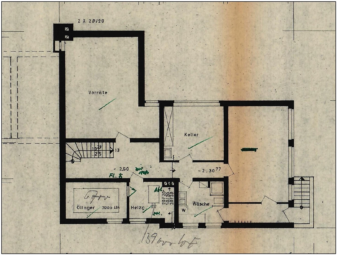 freistehendes Einfamilienhaus (Bungalow) und zwei Garagen in Mönchengladbach — Bild 3
