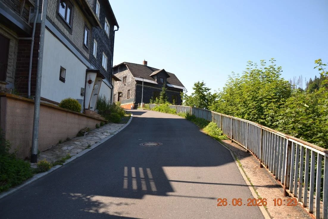 Einfamilienhaus, Doppelhaushälfte in Lauscha — Bild 2