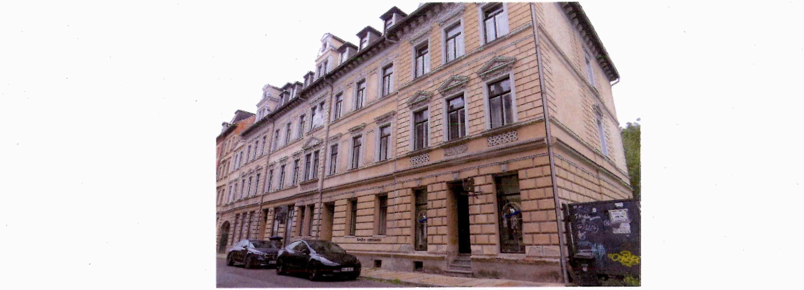 Mietwohngrundstück mit gewerblicher Nutzung im Erdgeschoss in Altenburg — Bild 2