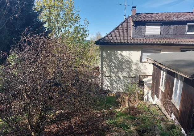 Doppelhaushälfte mit Garage in Arzberg