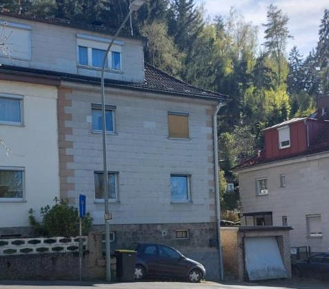 Doppelhaushälfte mit Garage in Arzberg — Bild 2